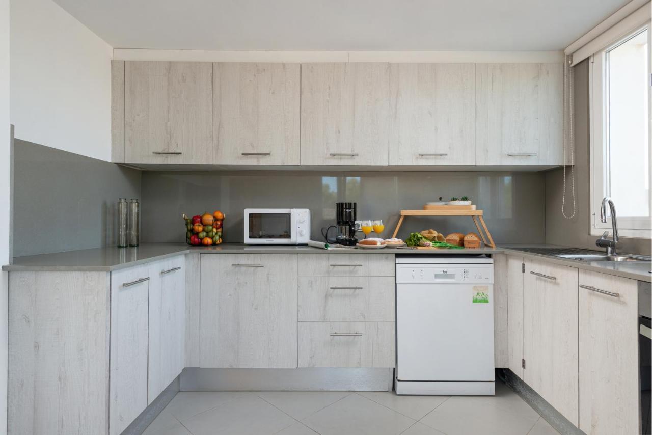 Stunning Villa Marianella Gris, Pool, Bbq, Ac, Free Wifi Cala d'Or  Bagian luar foto